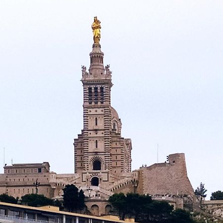 T2 Vue Sur La Basilique De Notre Dame De La Garde Appartement Marseilles Buitenkant foto