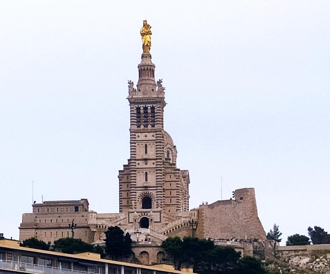 T2 Vue Sur La Basilique De Notre Dame De La Garde Appartement Marseilles Buitenkant foto