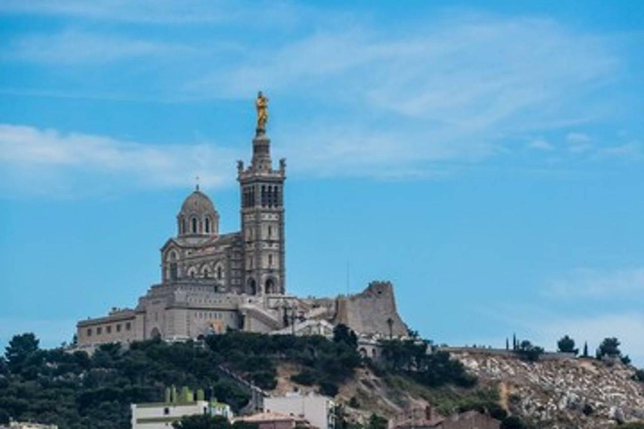 T2 Vue Sur La Basilique De Notre Dame De La Garde Appartement Marseilles Buitenkant foto